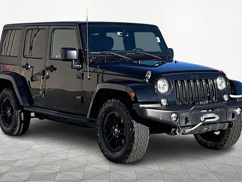 Used 2017 Jeep Wrangler Unlimited Sahara image 2