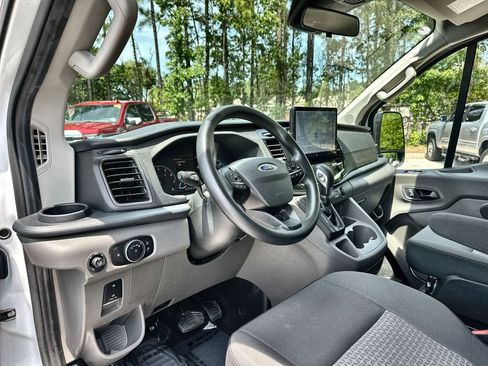Used 2024 Ford Transit 350 XLT RWD image 10