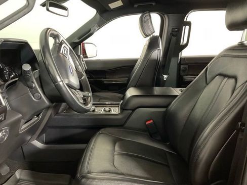 Used 2020 Ford Expedition Limited image 28