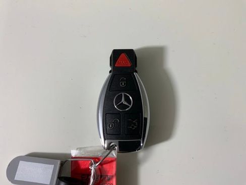 Used 2013 Mercedes-Benz GL 450 4MATIC image 48