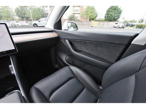 Used 2020 Tesla Model Y Performance AWD/4WD image 11