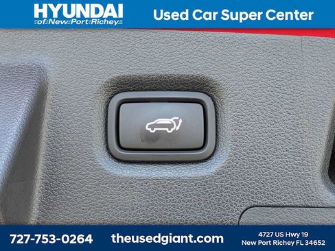 Certified 2023 Hyundai Santa Fe SEL w/ Winter Weather Package FWD image 13