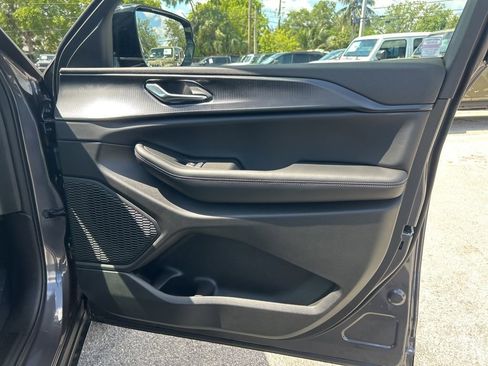 New 2025 Jeep Grand Cherokee L Altitude image 25