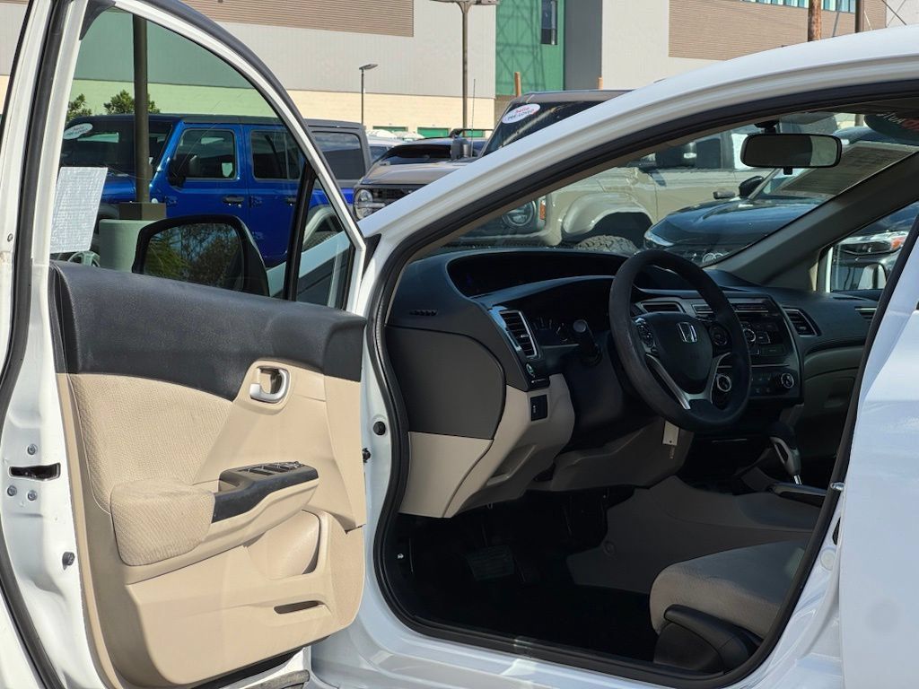 Used 2013 Honda Civic LX image 6