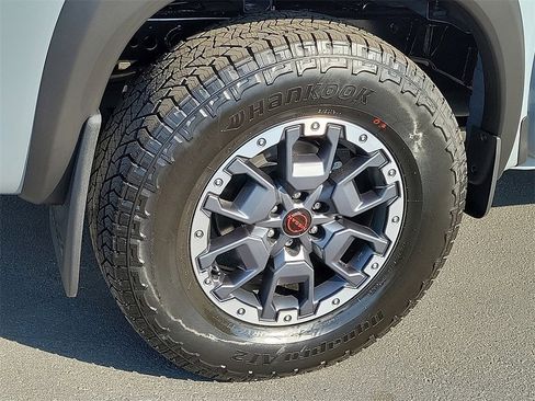 New 2025 Nissan Frontier PRO-4X w/ Pro Premium Package image 3