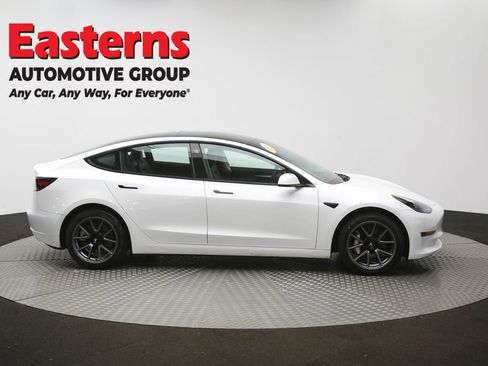 Used 2023 Tesla Model 3 Standard Range image 40