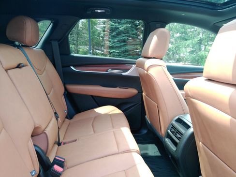 Certified 2024 Cadillac XT5 Premium Luxury AWD/4WD image 18