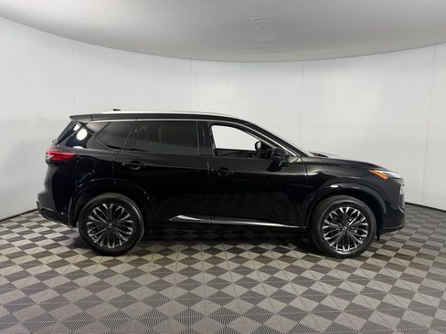 Used 2026 Nissan Rogue Platinum w/ Platinum Premium Package AWD/4WD image 3