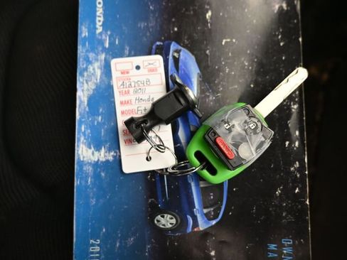 Used 2011 Honda Fit Sport image 7