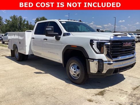 New 2025 GMC Sierra 3500 Pro w/ Convenience Package AWD/4WD image 3