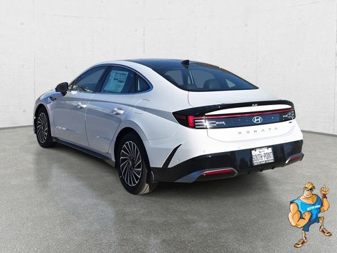 New 2026 Hyundai Sonata Limited image 7