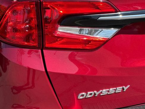 Certified 2023 Honda Odyssey EX image 35