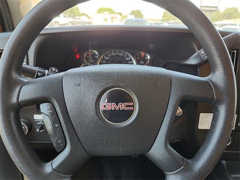 Used 2021 GMC Savana 3500 Extended w/ Power Convenience Package image 21