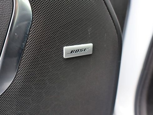 Used 2023 Chevrolet Suburban Z71 w/ Luxury Package image 14