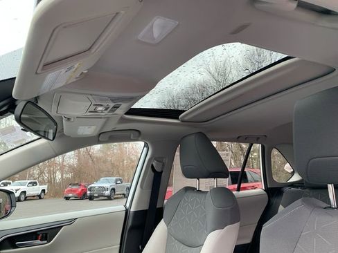 New 2025 Toyota RAV4 XLE image 29