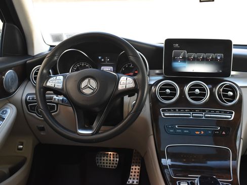 Used 2017 Mercedes-Benz GLC 300 4MATIC image 28