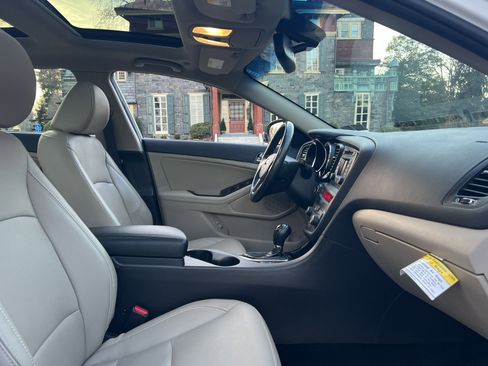 Used 2013 Kia Optima EX w/ Premium Pkg image 20