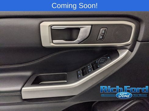 Certified 2023 Ford Explorer XLT w/ Class IV Trailer Tow Package image 15