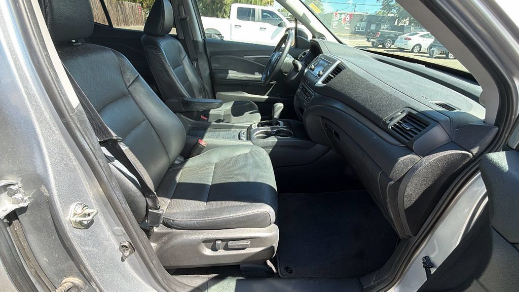 Used 2017 Honda Ridgeline RTL image 28
