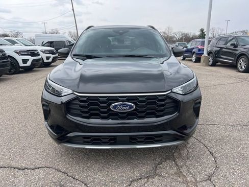 Certified 2023 Ford Escape ST-Line w/ Tech Pack #1 image 2