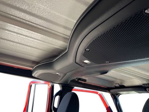 Used 2024 Jeep Wrangler Sport S image 21