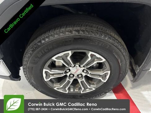 Certified 2025 GMC Sierra 1500 SLT AWD/4WD image 42