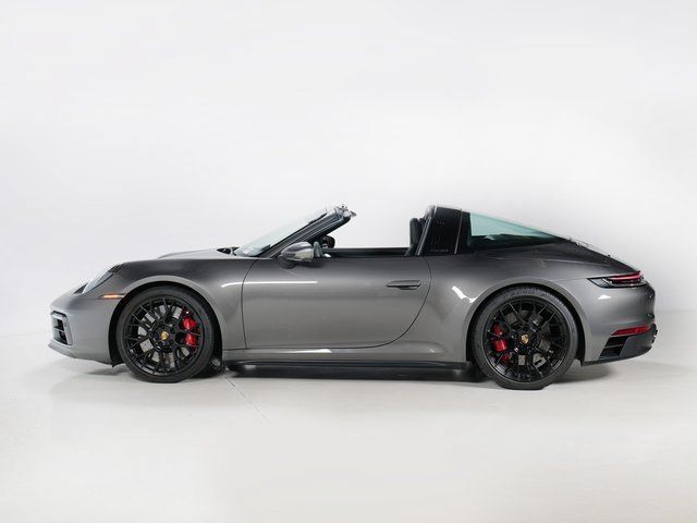 Certified 2024 Porsche 911 Targa 4 GTS AWD/4WD image 32