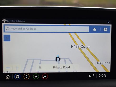 Used 2021 Chevrolet Suburban High Country image 17