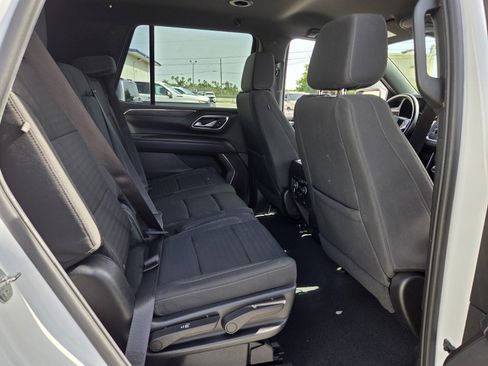Used 2023 Chevrolet Tahoe LS RWD image 15