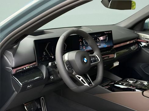 New 2027 BMW 530i w/ M Sport Package RWD image 8