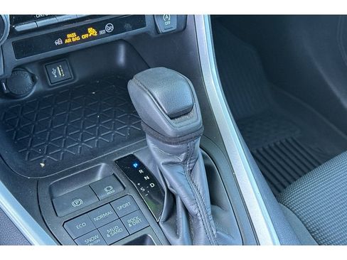 Certified 2024 Toyota RAV4 LE AWD/4WD image 24