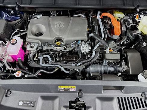 New 2026 Toyota Highlander XLE image 32