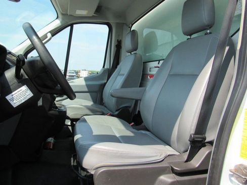 Used 2019 Ford Transit 350 156 DRW RWD image 23
