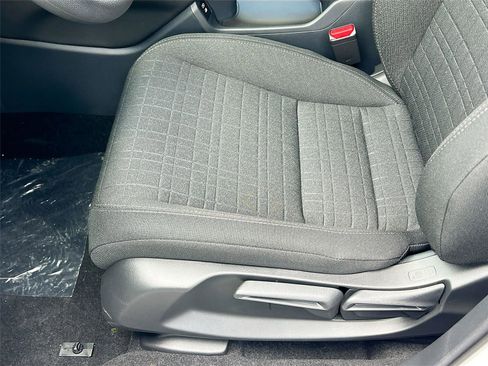 New 2025 Honda HR-V LX image 20