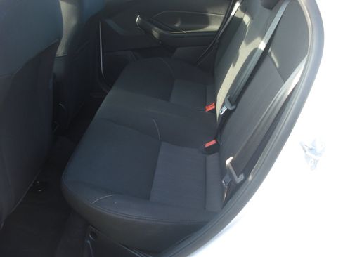 Used 2018 Ford Focus SE image 24