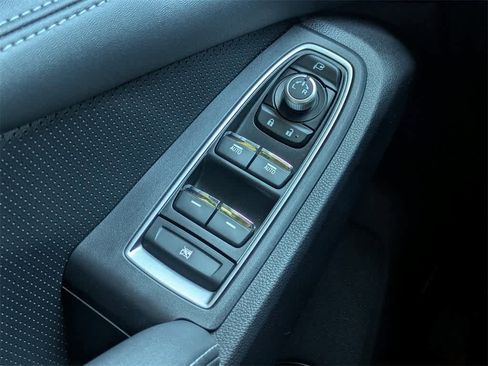 Used 2023 Subaru Ascent Touring image 39