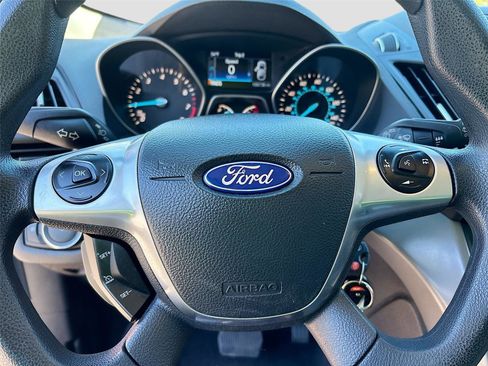 Used 2015 Ford Escape SE w/ Equipment Group 201A image 11
