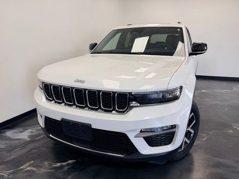 Used 2024 Jeep Grand Cherokee Limited AWD/4WD image 18