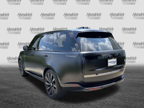 Used 2023 Land Rover Range Rover SV AWD/4WD image 8