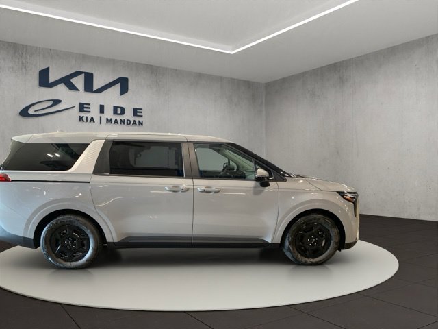 New 2027 Kia Carnival FWD image 6