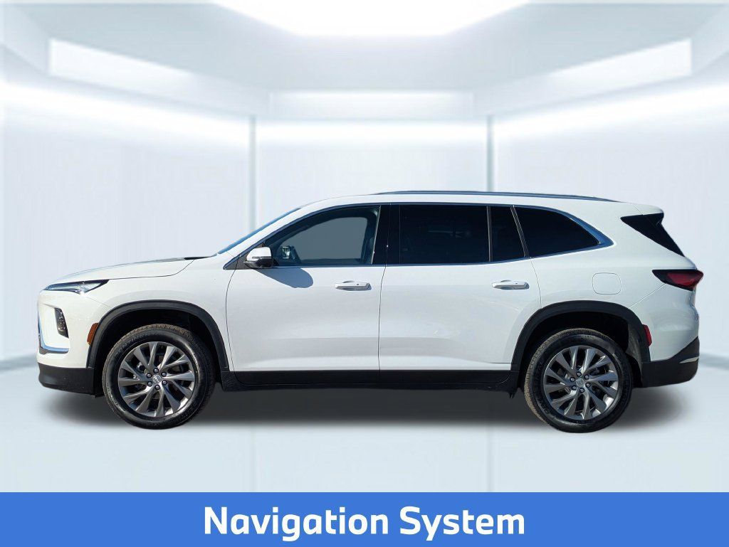 Used 2026 Buick Enclave Preferred FWD image 2