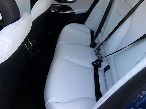 Used 2026 Mercedes-Benz C 300 Sedan image 15