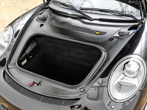 Used 2014 Porsche 911 GT3 w/ Sound Package Plus image 39