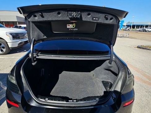 Used 2013 BMW M5 image 25