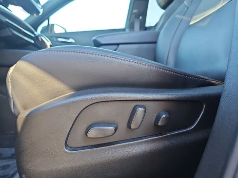 Used 2022 Cadillac XT4 Sport w/ Enhanced Visibility Package FWD image 27