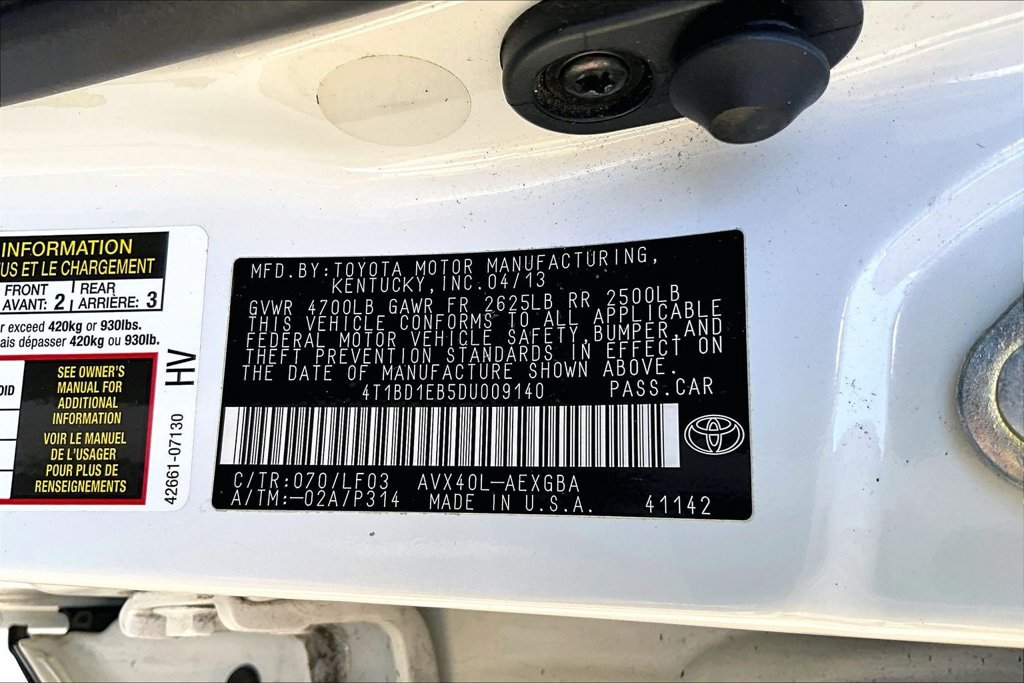 Used 2013 Toyota Avalon XLE Premium FWD image 12