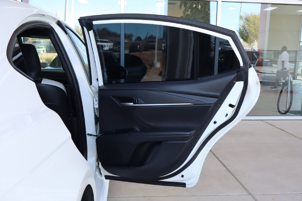 Used 2025 Toyota Camry SE FWD image 37