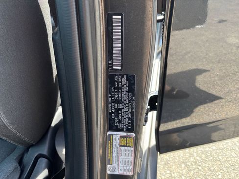 Used 2025 Kia K4 LXS image 29