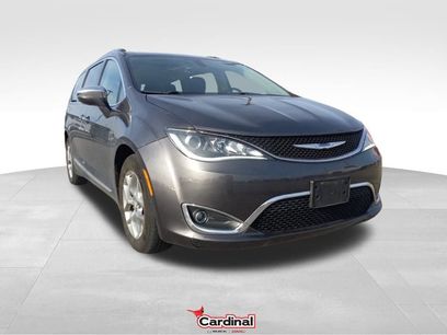 Used 2018 Chrysler Pacifica Limited