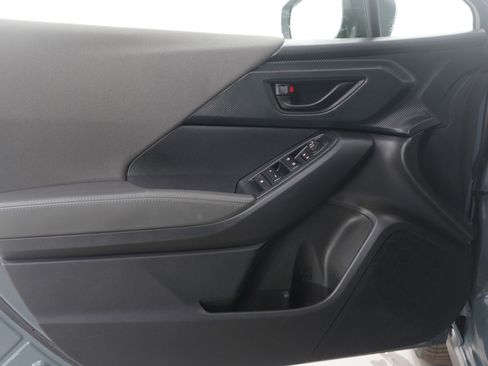 Used 2024 Subaru Crosstrek 2.0i Premium image 19